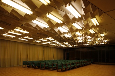 Püssi puitlaastplaatide tehas. Koosolekute saal / aula  similar photo