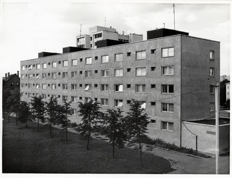 EKP funktsionäride korterelamu Tallinnas Virmalise 7. Arhitekt Paul Madalik
