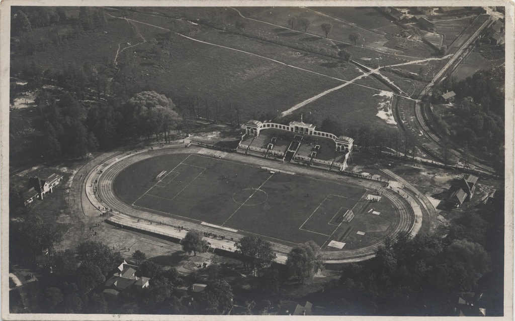 [tallinn] : [Kadrioru stadium]