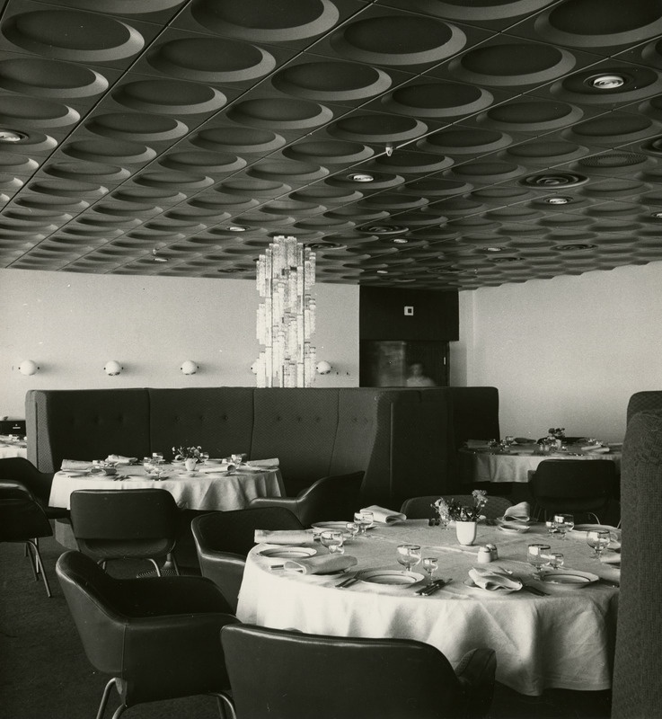 Pirita rannahoone interjöör. Restoran. Arhitekt Mai Roosna, sisearhitekt Krista Vellesaar.