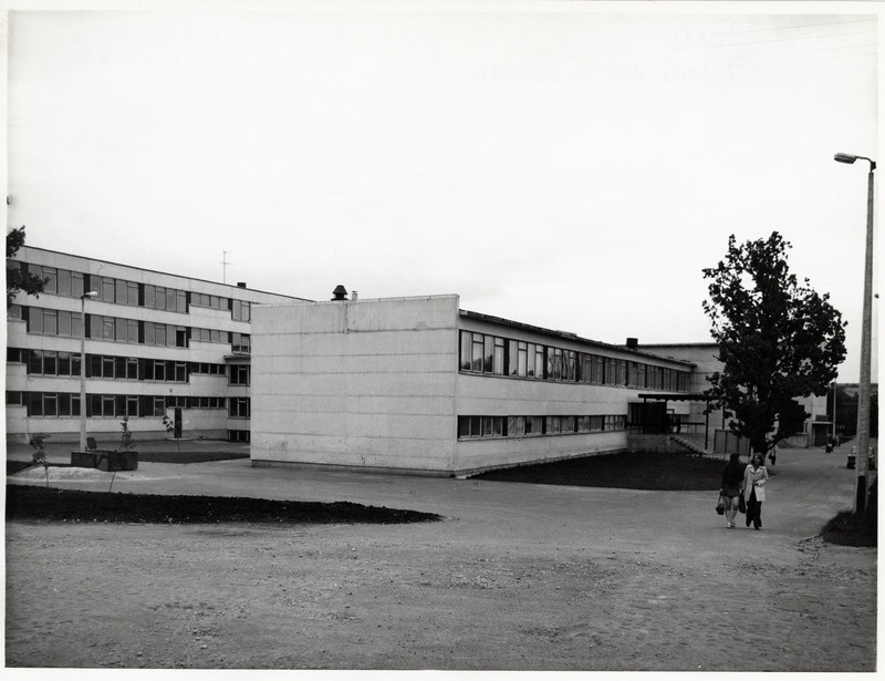 Tartu Raatuse kool, endine 3. keskkool