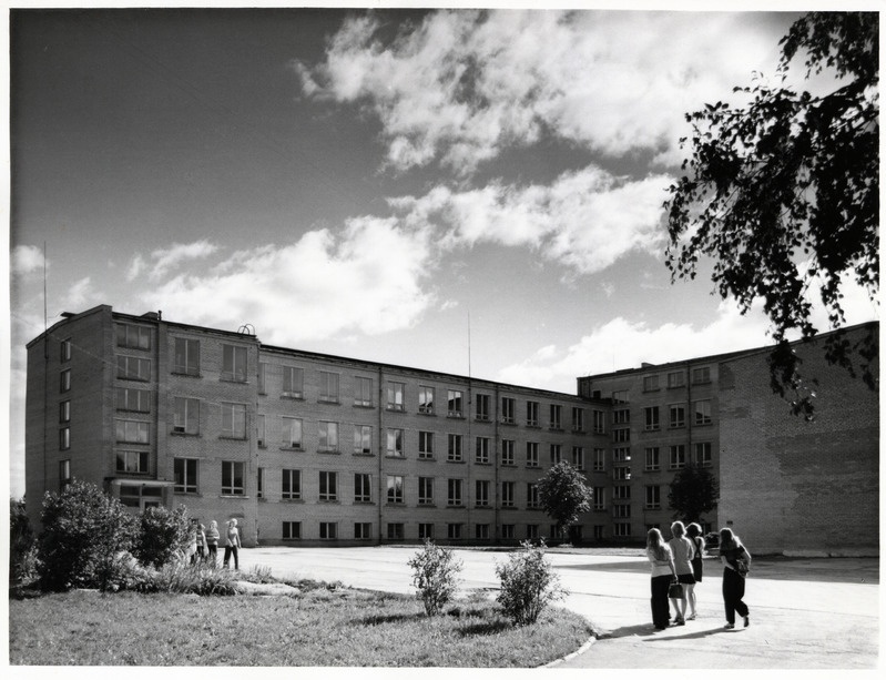 Eelkoolikasvatuse Pedagoogiline kool, hilisem Tallinna Ülikooli Pedagoogiline Seminar Tallinnas Räägu 49
