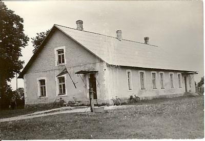 Photo, Koeru küla TSN tk old building in 1972.  duplicate photo