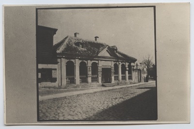 Tallinn, Karja tänav, vana tollimaja Harjuvärava juures.  similar photo