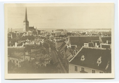 Tallinn, vaade Toompealt Laia tänava poole, taamal Oleviste kirik.  duplicate photo