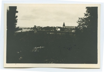 Tallinn, vaade Pirita jõele ja kloostri varemetele lõuna poolt, esiplaanil jõgi.  duplicate photo