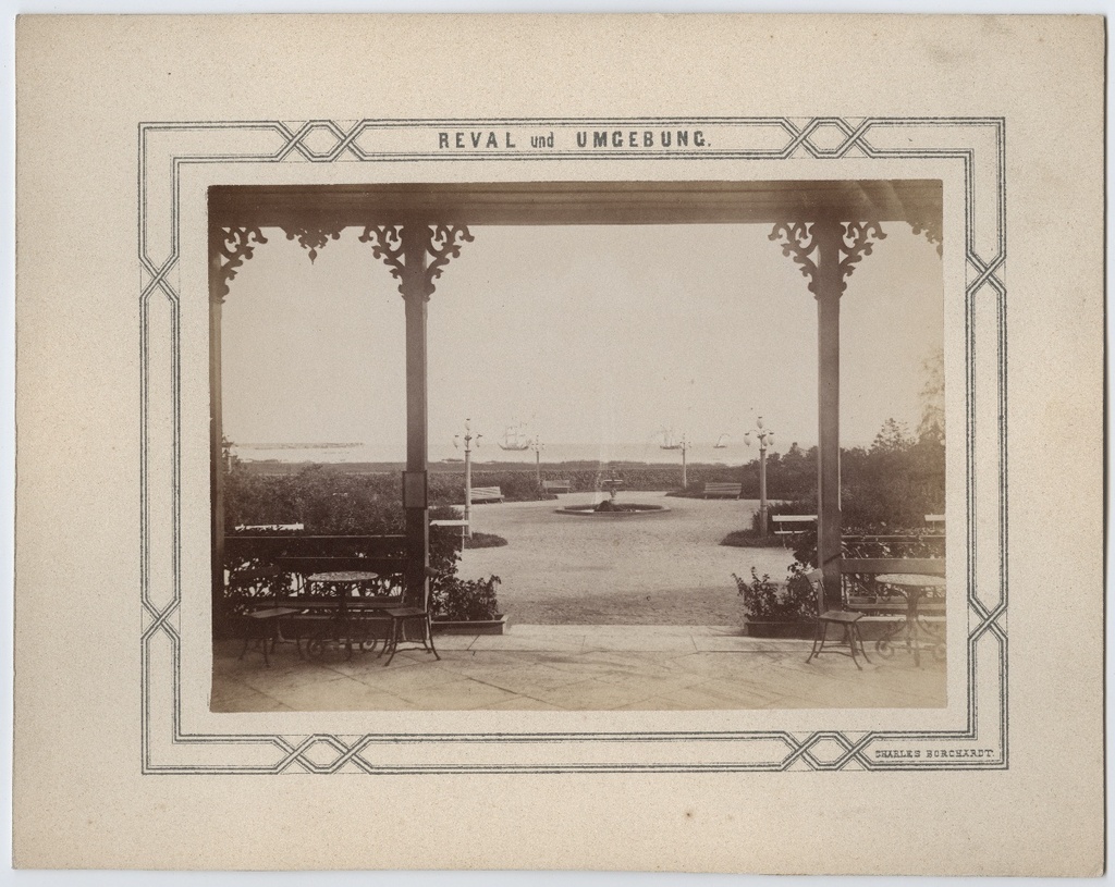 Tallinn, view of the sea in Kadrioru swimming pool. Series "Reval und Umfeld".