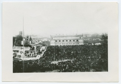 16.10.1905 ohvrite matuse rongkäik Uuel turul.  similar photo