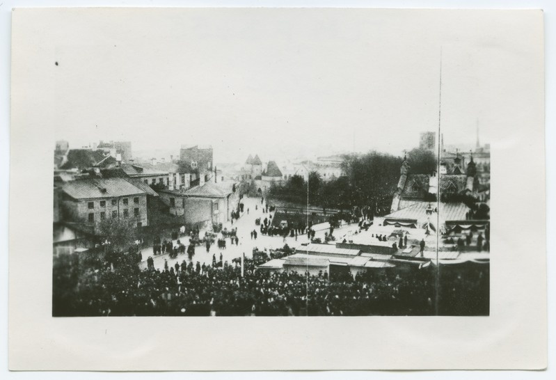 16.10.1905 ohvrite matuse rongkäik Uuel turul.