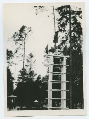 Suvorovi ordeni kandja kahurväepolgu laagris Aegviidus 1945. aastal.  duplicate photo