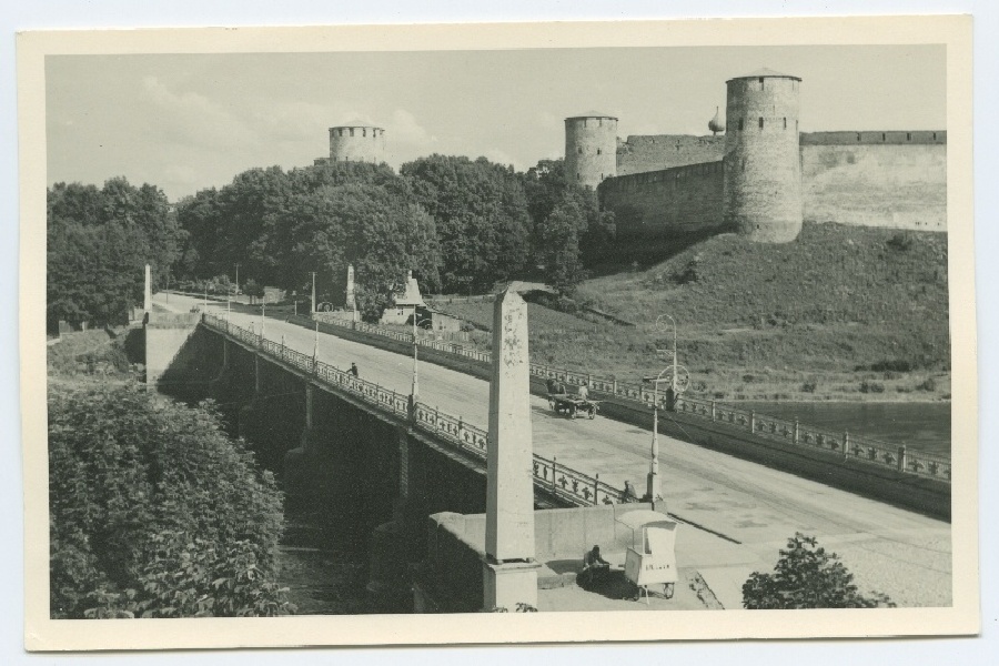 Narva Ivangorod.