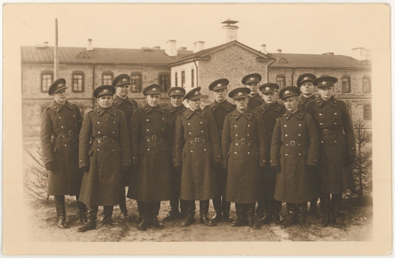 Men of the communication battalion
