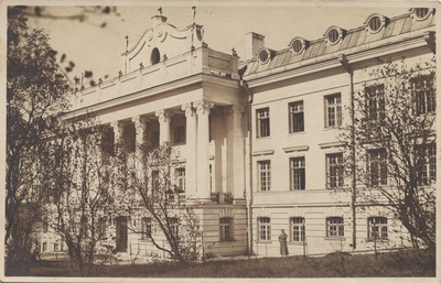 [tallinn] : [Middle Hospital of War Army Juhkentali t.]  duplicate photo
