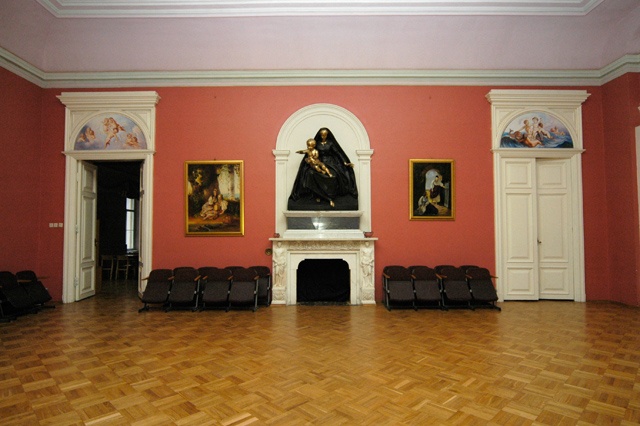 Hall Muuga Manor.