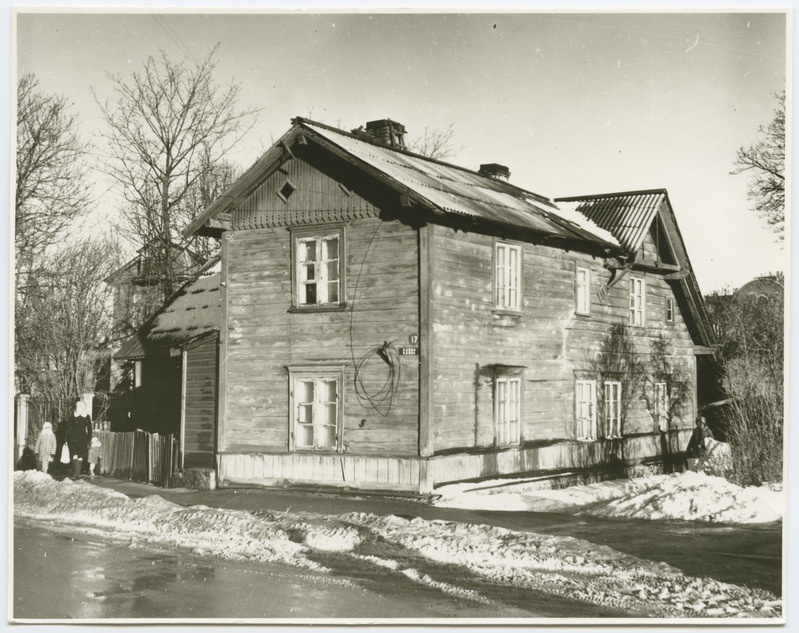Kahekordne puumaja Süda tänav 17 aadressil, 19. sajandi II poolest.