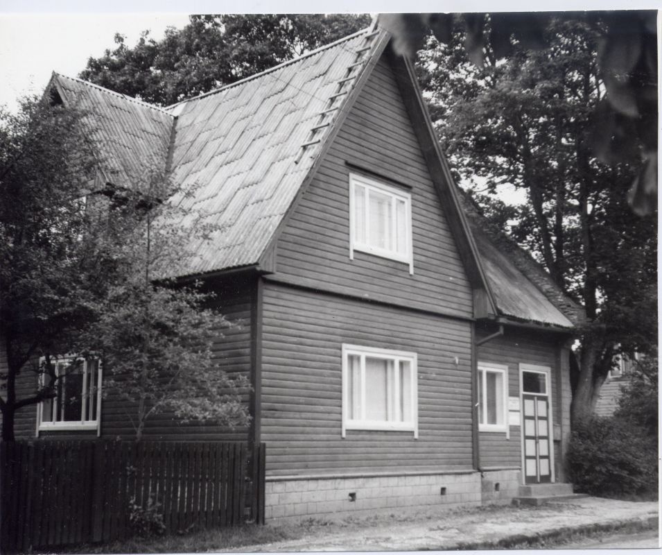 Apartment in Rakvere Viru 8 (arh. A. Perna). Photo from Leo Gens