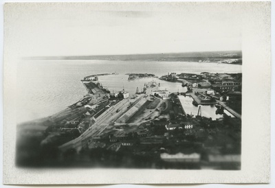 Tallinn. Õhufoto Tallinna sadamast ja lahest  similar photo