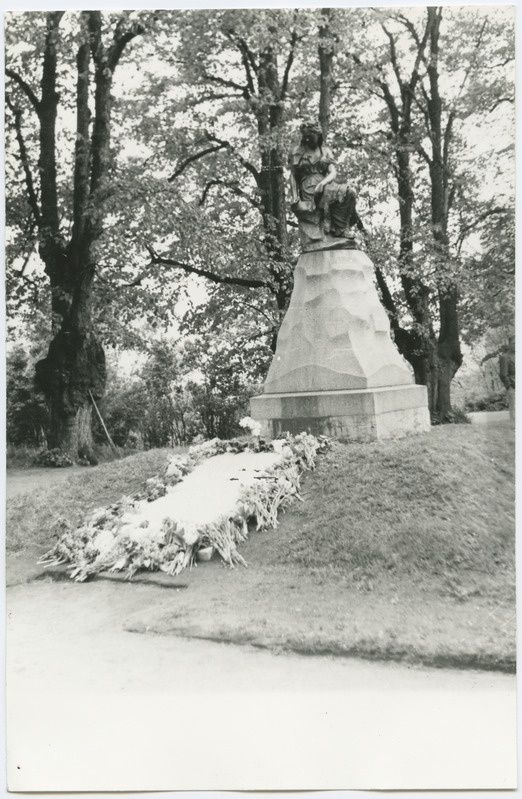 Tallinn. A. Weizenbergi "Linda" Lindamäel