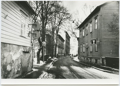 Tallinn. Vaade Tatari tänavale Sakala t. nurgalt Võidu väljaku suunas  duplicate photo