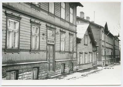 Tallinn. Uus-Tatari 6, 4, 2 majad  duplicate photo