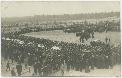 Tallinn. 16. okt. ohvrite matused Rahumäe kalmistul  duplicate photo