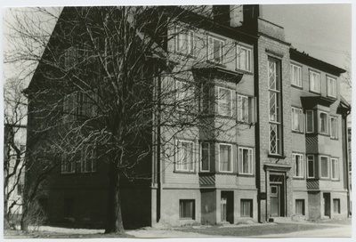 Kolmekordne kivitrepikojaga puumaja Gogoli tänav 19.  duplicate photo