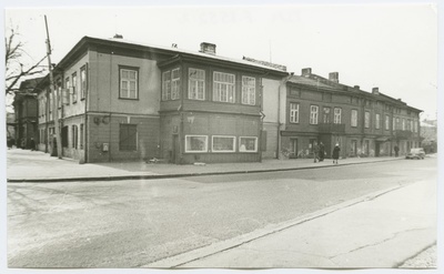 Hooned Uus-Sadama ja Narva maantee nurgal, vaade Uus-Sadama tänava poolt.  duplicate photo