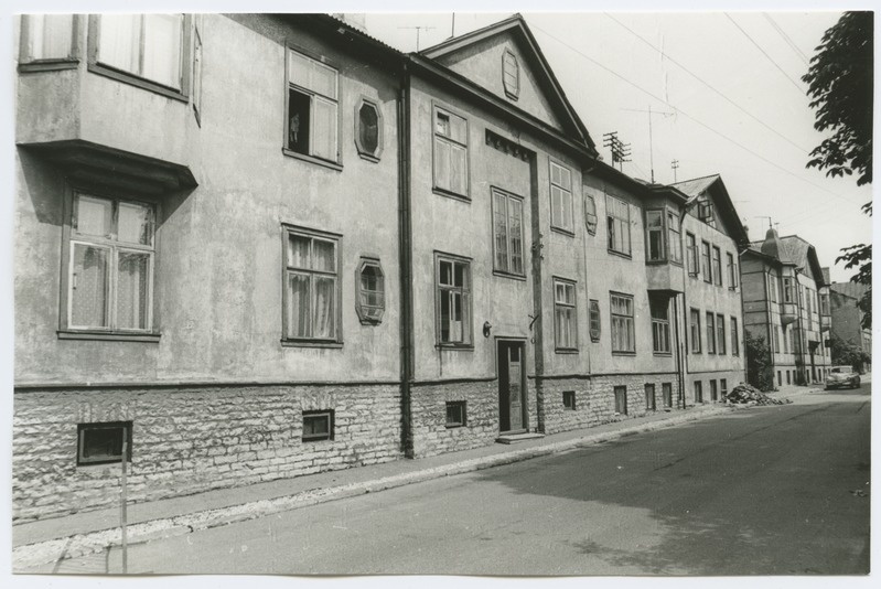 Kahekordne kivihoone, Peeter Süda tänav 3.