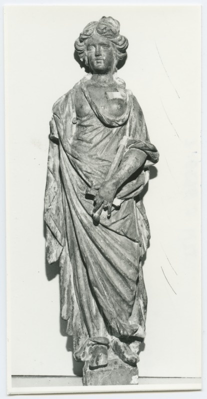 Puuskulptuur "Õigus" - noore naise täisfiguur 18. sajandist, Tallinna töö.