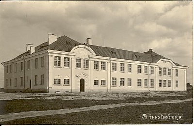 Photo, Türi's new schoolhouse in the 1920s a.  duplicate photo