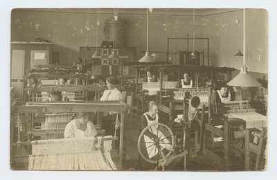 Tallinna Naiskutsekooli osakond  duplicate photo