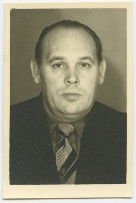 Anton Lipsu portree  duplicate photo