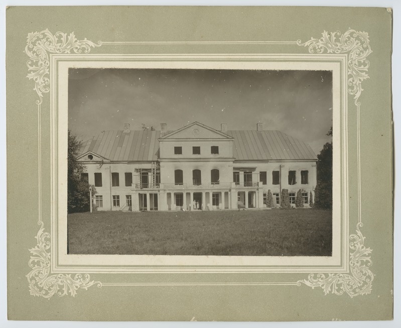 Vana-Vigala mõisa remont peale 1905. a põlengut.