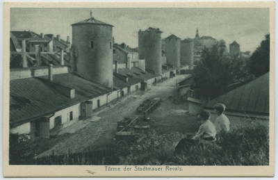 Türnel der Stadtmauer Revals.  duplicate photo