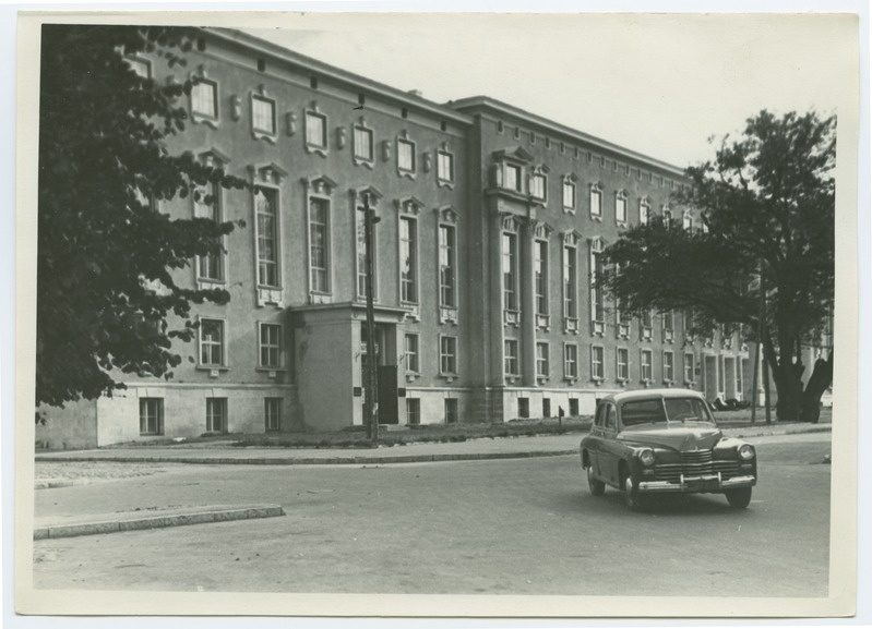Tallinn, Sakala 35 (postikool)