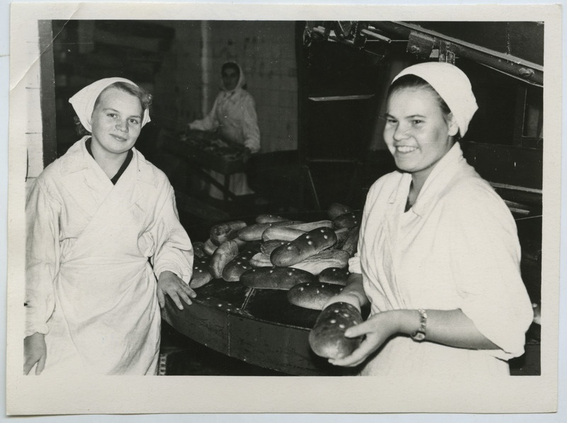 Leivatehas nr. 2, kommunistliku töö brigaadi liikmed.