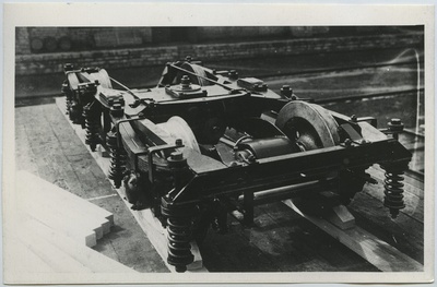 Kitsarööpmelise rööbasomnibussi pöörvanker umbes 1936. aastal.  duplicate photo