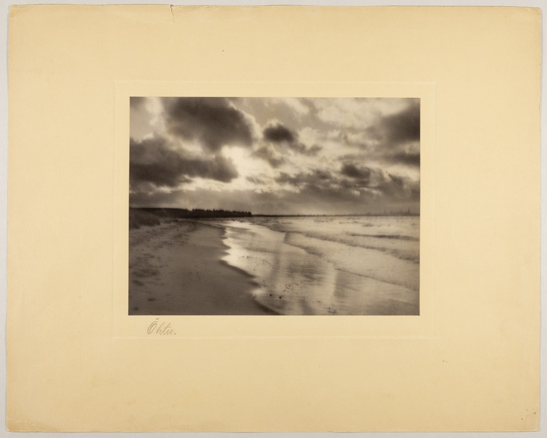Tallinn, Pirita rand, taga linna siluett, Pirita Kaunistamise Seltsi fotovõistluse III auhind.