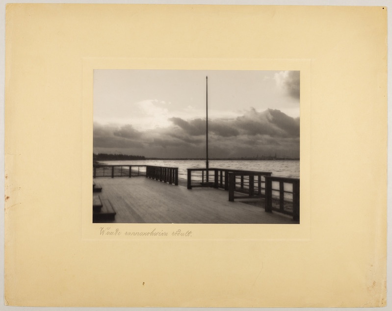 Tallinn, Pirita, vaade rannakohviku rõdult merele ja linnale, Pirita Kaunistamise Seltsi fotovõistluse III auhind.