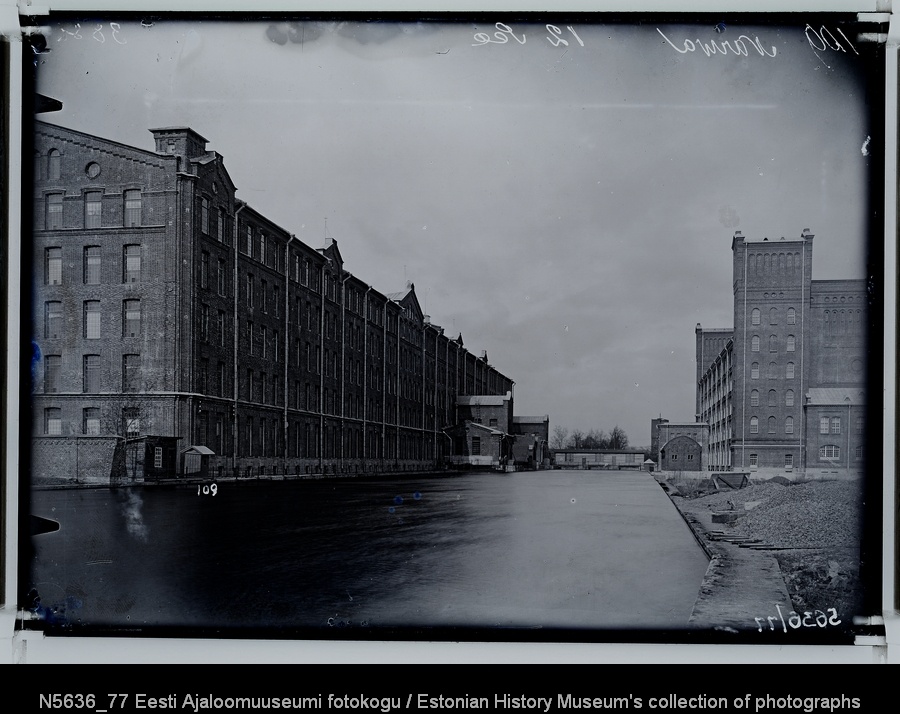 Kreenholm. Juurdevoolukanal Georgi ja Joala vabrikute vahel.