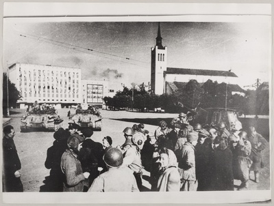 Nõukogude armee võitlejad Tallinnas  duplicate photo