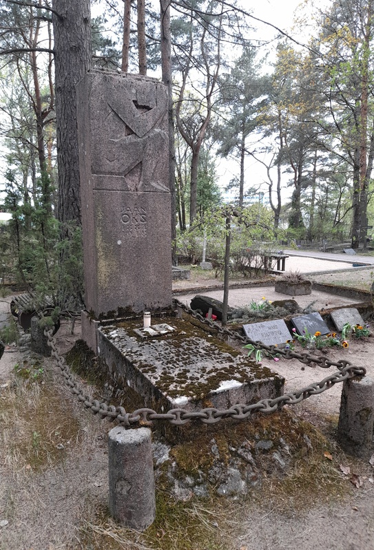 Jaan Oksa haud Rahumäe kalmistul rephoto