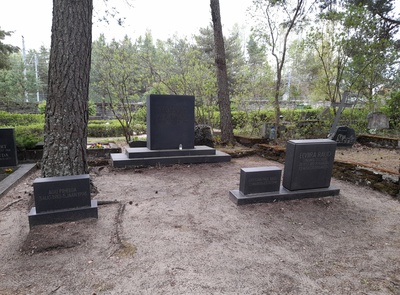 Kristjan Raua ja Paul Raua haud rephoto