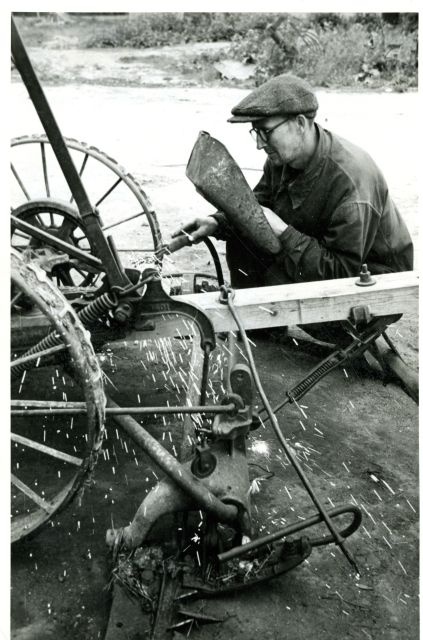 Folk winning sepp K. Follow the loop to organize