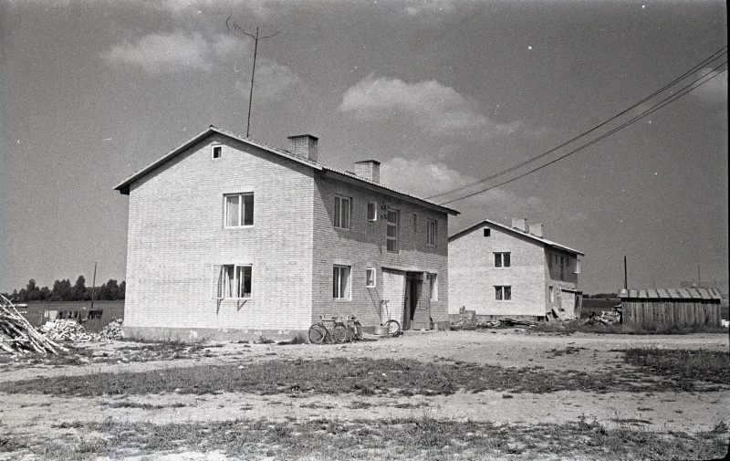 New residential buildings of the colony "Rahva Võit" of the Harju district, completed in the 1962/63th century in the houses of gas, electricity, sewerage and water supply.