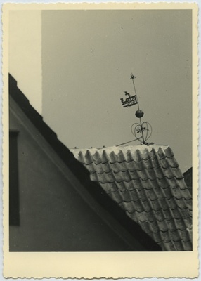 Narva, tuulelipp Baltzer Schram'i majal.  duplicate photo