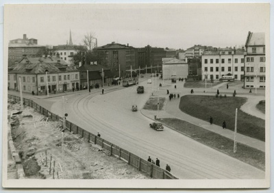 Pärnu maantee Tõnismäel  similar photo