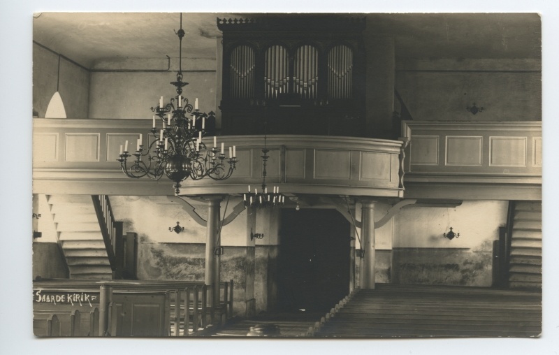 Kilingi-nõmme Saarde Church indoor view with oral and choir