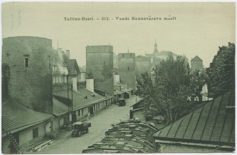 Tallinna Linnamüür koos torniga