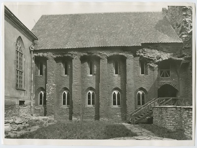 Dominiiklaste klooster  duplicate photo